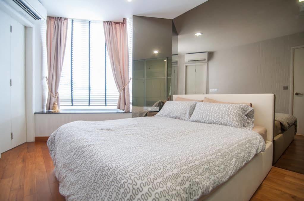 Ace Suites Singapore Bagian luar foto