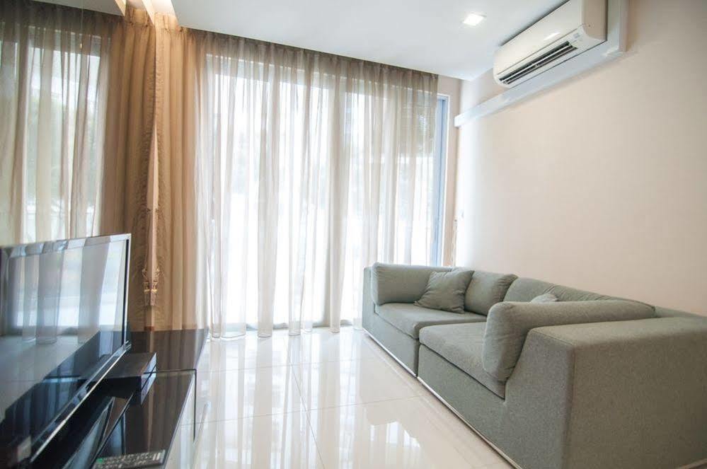 Ace Suites Singapore Bagian luar foto